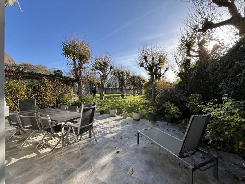 Maison - 159 m² - 5 pièces