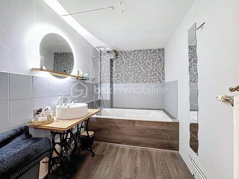 Maison en pierre - 160 m² - 5 pièces