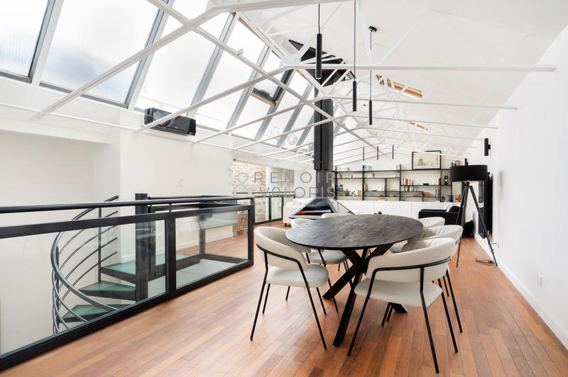 Duplex - 124 m² - 4 pièces