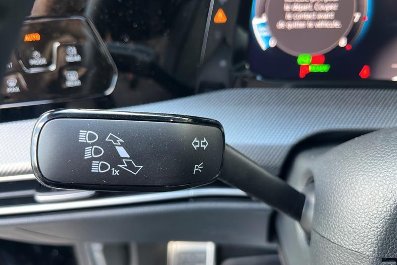 Volkswagen Golf E-Tsi 150 Dsg R-Line