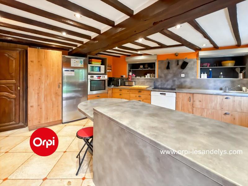 Maison - 181 m² - 9 pièces