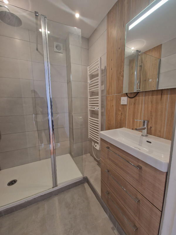 Appartement - 65 m² - 4 pièces