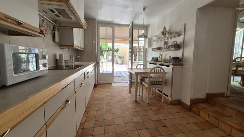 Maison - 177 m² - 8 pièces