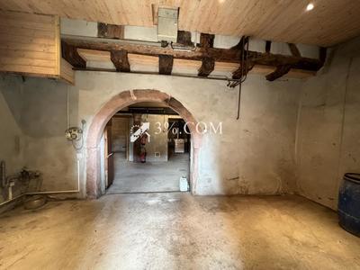 Maison - 260 m² - 8 pièces