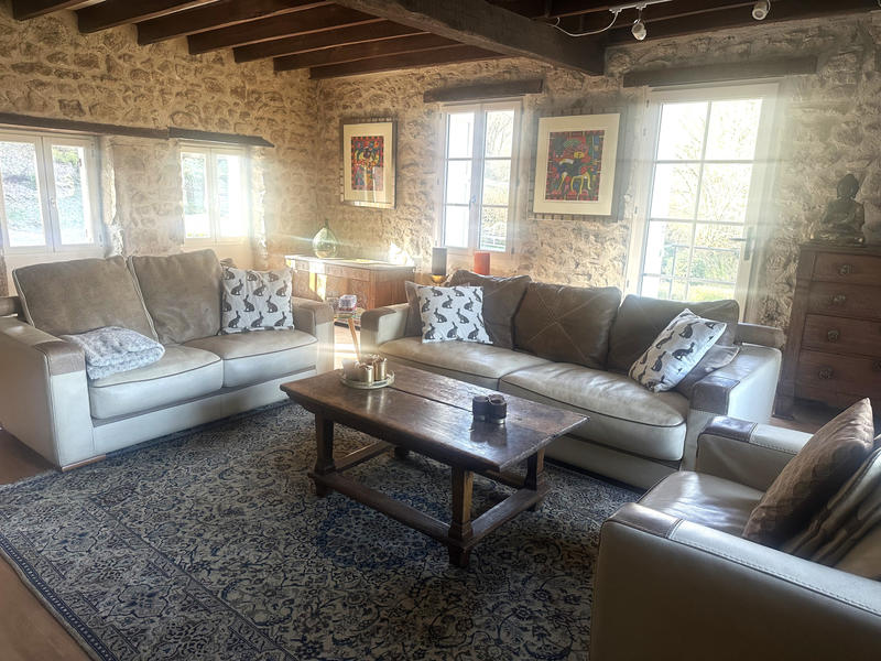 Propriété - 247 m² - 9 pièces