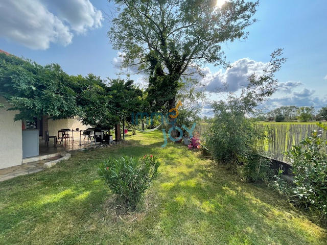 Maison - 192 m² - 6 pièces