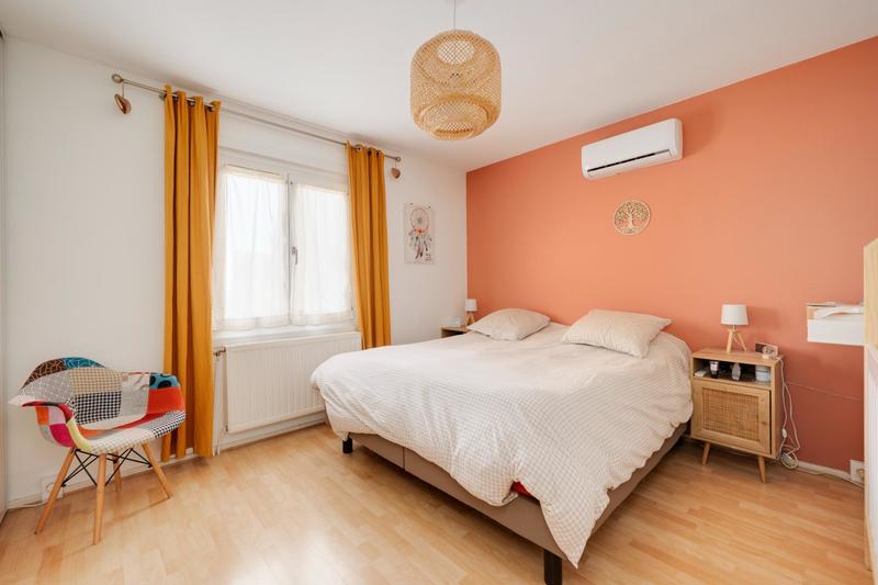 Maison - 92 m² - 4 pièces