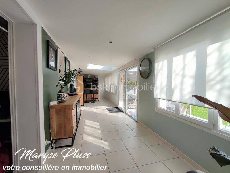 Maison - 162 m² - 8 pièces