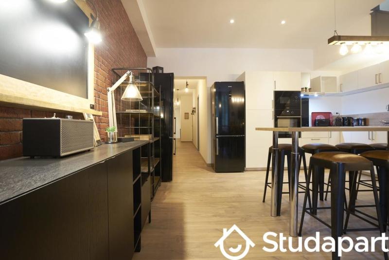 Chambre - 11 m² - 1 pièce