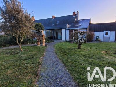 Maison - 150 m² - 7 pièces