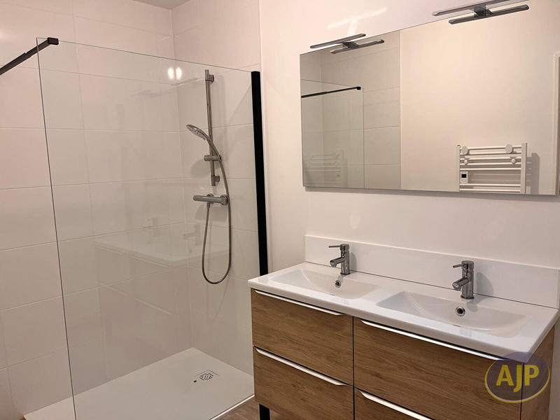 Maison - 107 m² - 5 pièces