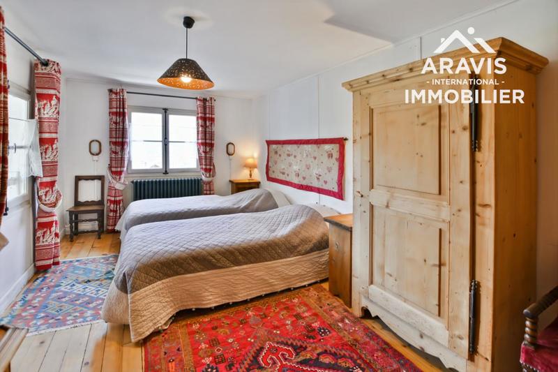 Châlet - 600 m² - 17 pièces