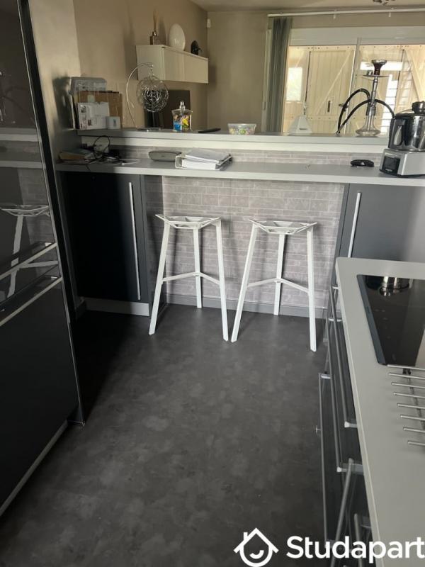 Chambre - 12 m² - 1 pièce