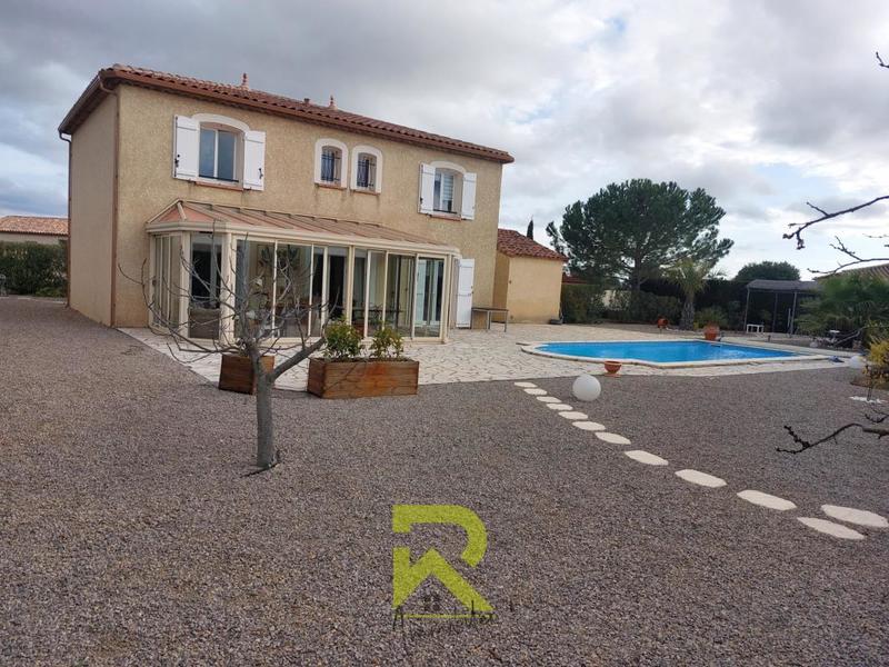 Demeure - 160 m² - 8 pièces