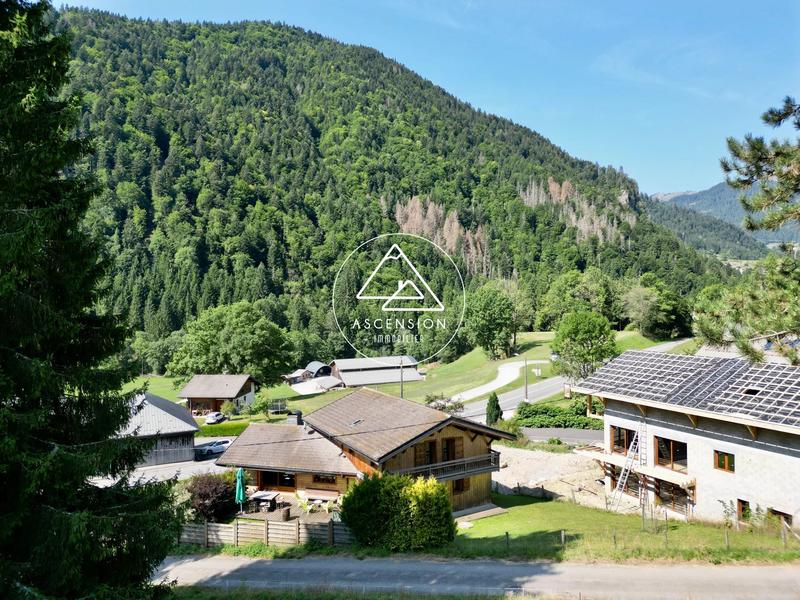 Terrain constructible - 1 241 m²