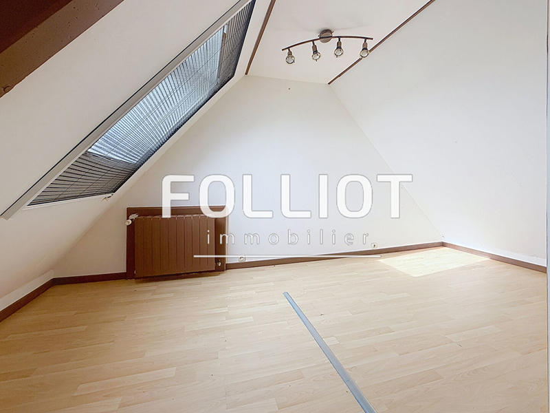 Maison - 92 m² - 5 pièces