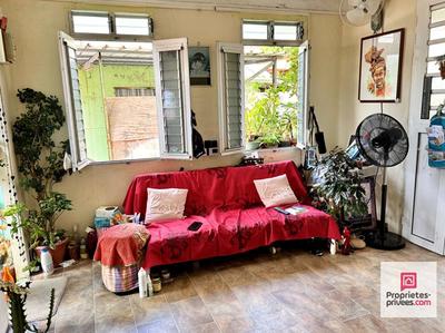 Immeuble - 150 m² - 10 pièces