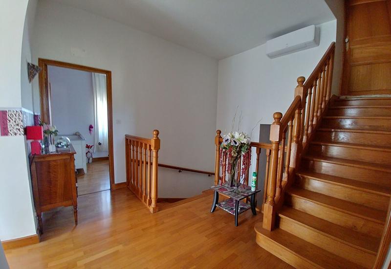 Maison - 199 m² - 5 pièces