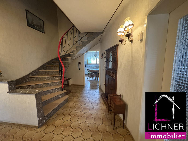 Maison - 140 m² - 6 pièces