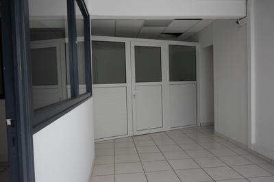 Bureau - 84 m²
