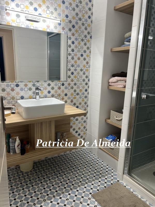 Appartement - 84 m² - 4 pièces