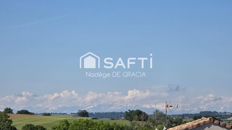 Maison - 211 m² - 6 pièces