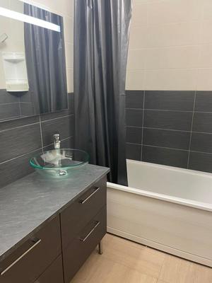 Appartement - 75 m² - 3 pièces