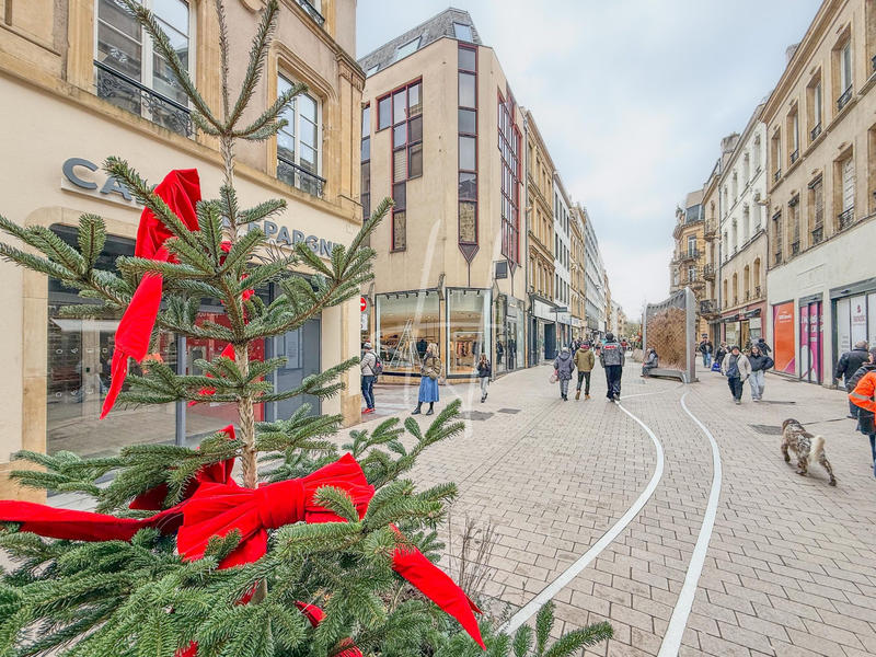 Bureau - 68 m² - 4 pièces