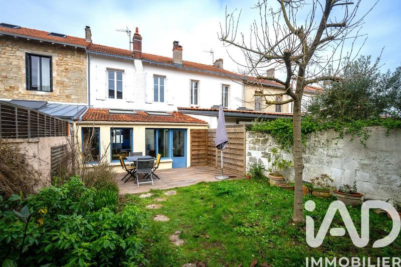 Maison - 98 m² - 5 pièces
