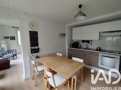 Maison - 99 m² - 5 pièces