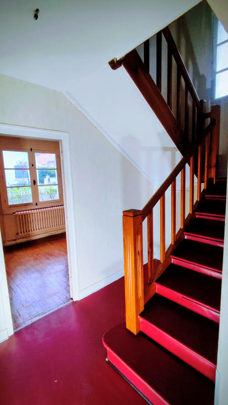 Maison - 117 m² - 9 pièces