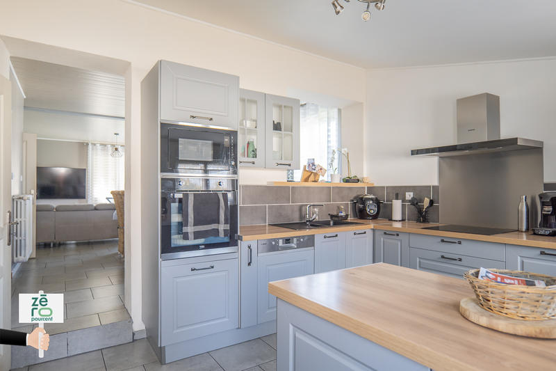 Maison - 422 m² - 24 pièces