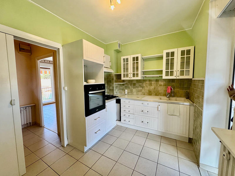 Appartement - 75 m² - 4 pièces