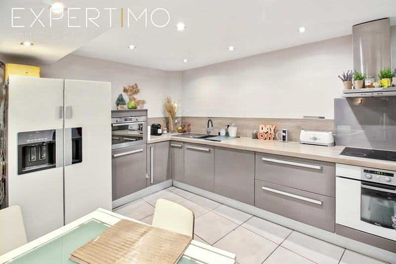 Maison de village - 93 m² - 4 pièces