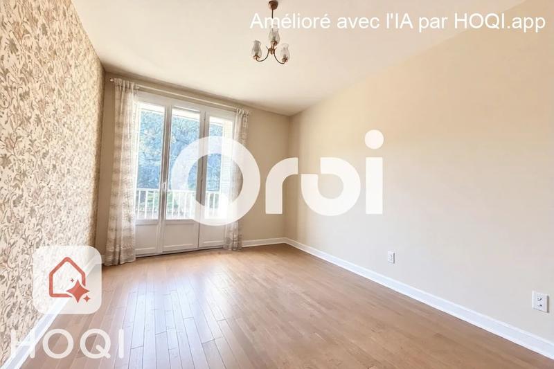 Appartement - 82 m² - 3 pièces