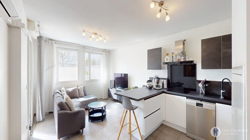 Appartement - 75 m² - 4 pièces