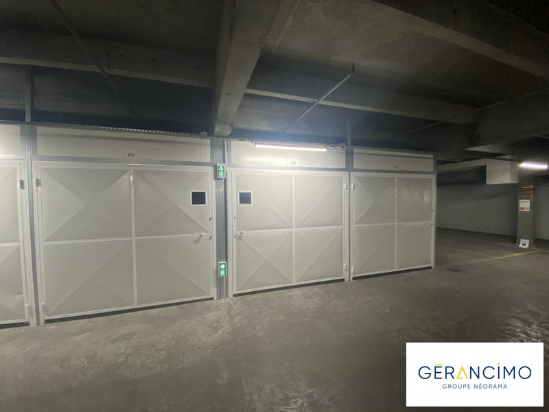 Parking / Garage - 15 m²