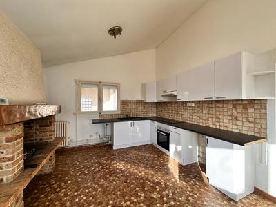 Appartement - 111 m² - 3 pièces