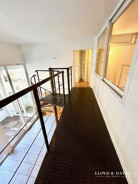 Duplex - 113 m² - 6 pièces