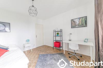 Chambre - 15 m² - 1 pièce