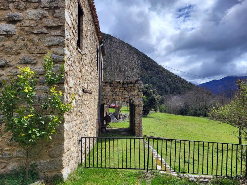 Maison - 360 m² - 11 pièces