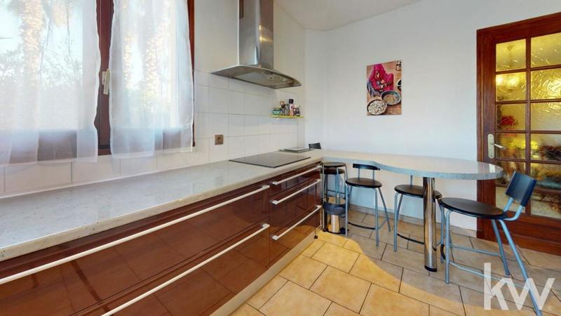 Villa - 160 m² - 7 pièces