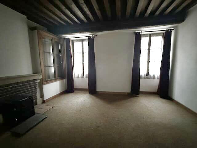 Maison de village - 270 m² - 8 pièces