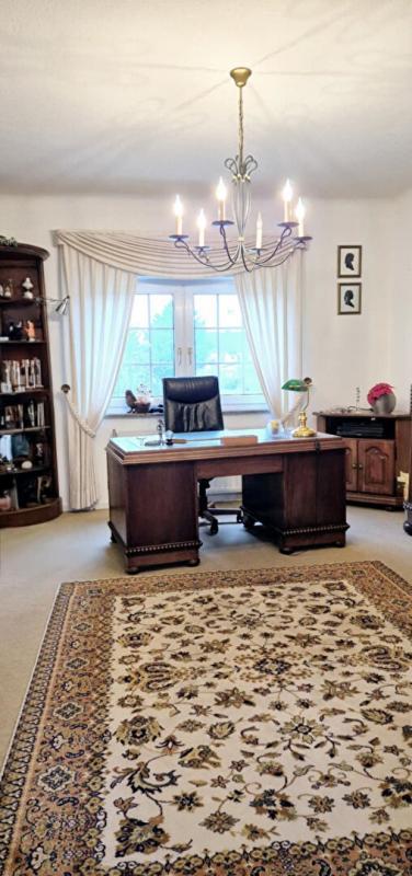 Maison - 210 m² - 7 pièces