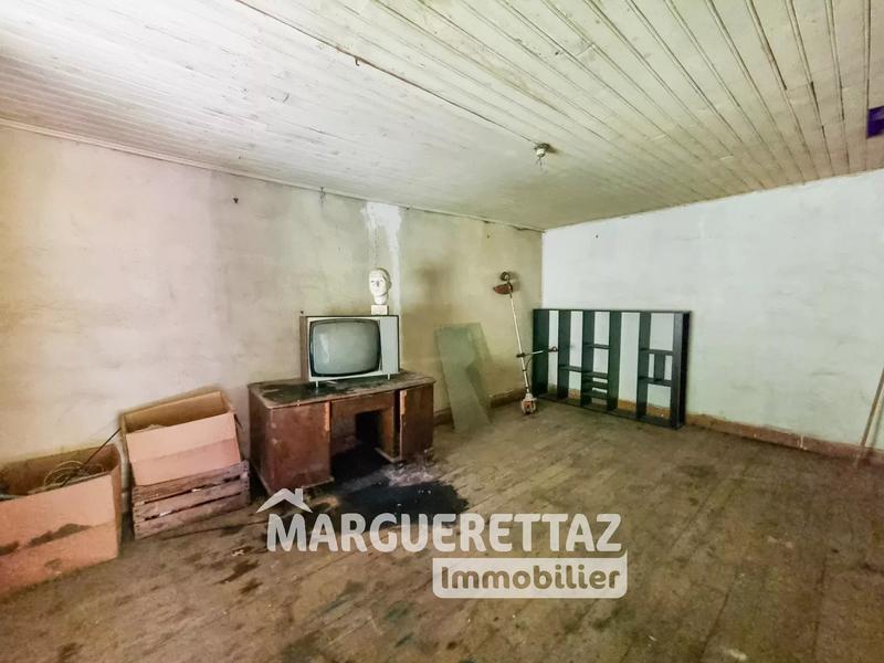 Maison de village - 220 m² - 8 pièces