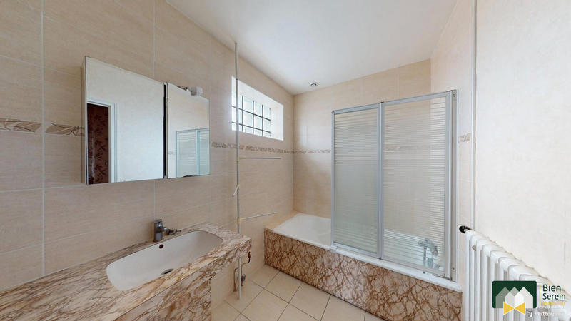 Maison - 170 m² - 7 pièces