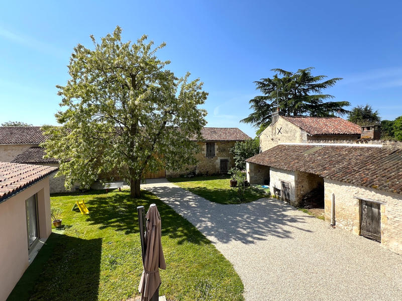 Maison - 149 m² - 6 pièces