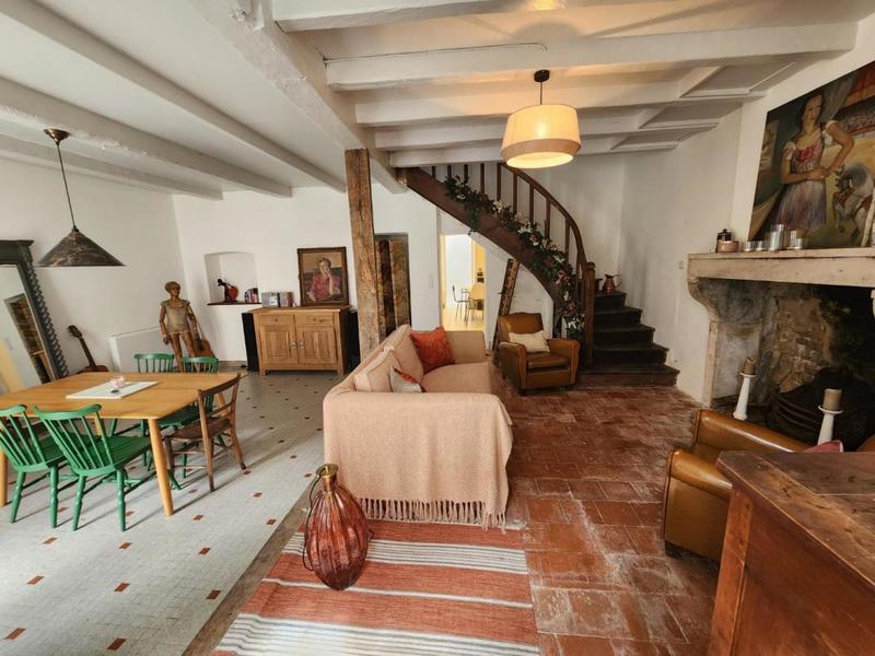 Maison - 98 m² - 3 pièces