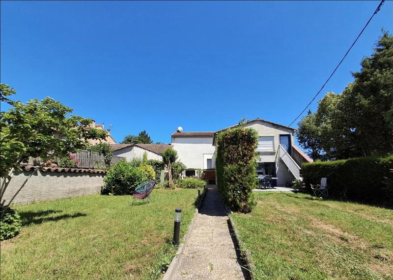 Immeuble - 200 m² - 8 pièces