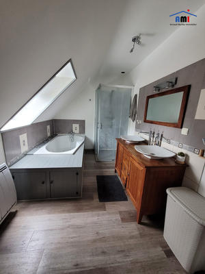 Maison - 105 m² - 5 pièces